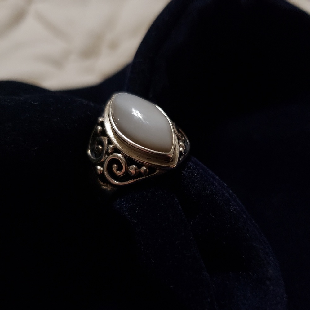 Oval stone on Silver
